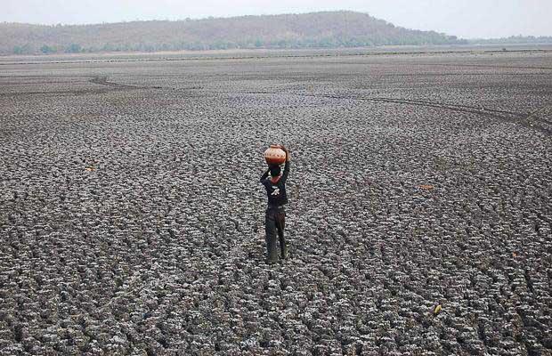 दुष्काळग्रस्तांना पॅकेज मिळणार?