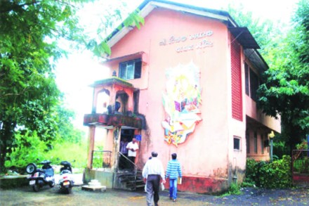 संशोधन केंद्र आणि इमारतीसाठी चिपळूणच्या ग्रंथालयाला हवा मदतीचा हात संशोधन केंद्र आणि इमारतीसाठी चिपळूणच्या ग्रंथालयाला हवा मदतीचा हात