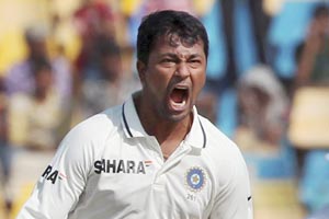 पहिल्या कसोटीत भारताचा दणदणीत विजय पहिल्या कसोटीत भारताचा दणदणीत विजय