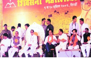 ‘लढवय्या नेता हरपला..’ ‘लढवय्या नेता हरपला..’