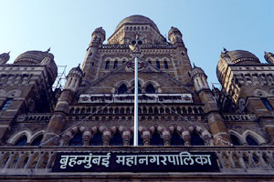 महापालिकेच्या कार्यक्रमात सत्ताधारीच पाहुणे! महापालिकेच्या कार्यक्रमात सत्ताधारीच पाहुणे!