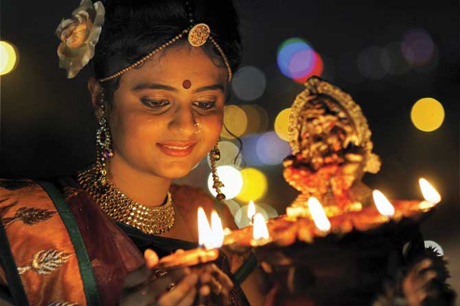 puja-vidhi-date-significance-and-mahurat-timings