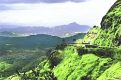 मध्यम मार्ग शोधा