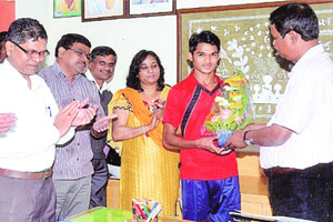 अंकुश पावराची राष्ट्रीय मैदानी स्पर्धेसाठी निवड अंकुश पावराची राष्ट्रीय मैदानी स्पर्धेसाठी निवड