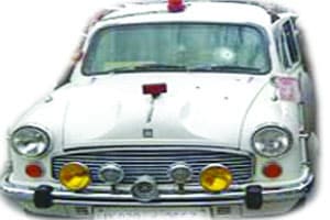 शासकीय गाडय़ांच्या गैरवापरावर अधिवेशनादरम्यान बारीक नजर