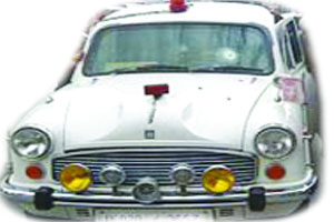 शासकीय गाडय़ांच्या गैरवापरावर अधिवेशनादरम्यान बारीक नजर