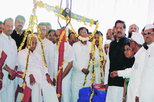 खंडकऱ्यांना दिलेला शब्द मुख्यमंत्र्यांनी पाळला- थोरात