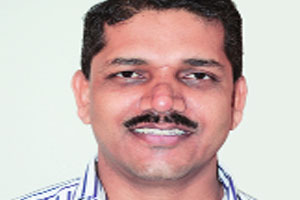 पाच तासाची बैठक, आयुक्तांचे सादरीकरण अन् कंटाळलेले अधिकारीं पाच तासाची बैठक, आयुक्तांचे सादरीकरण अन् कंटाळलेले अधिकारीं