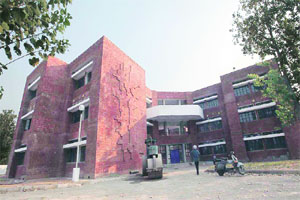 शालेय पोषण आहार योजनेंतर्गत खाजगी शाळांमध्ये स्वयंपाकगृहे बांधणार
