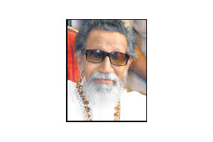 शिवसेनाप्रमुखांची प्रकृती स्थिर- राज