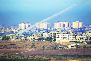 इस्रायलचा गाझा पट्टीवर हवाई हल्ला इस्रायलचा गाझा पट्टीवर हवाई हल्ला