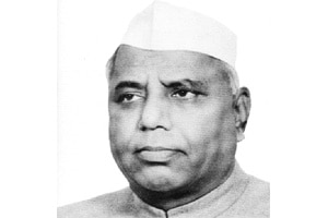 राजकारणातील मानवी चेहरा राजकारणातील मानवी चेहरा