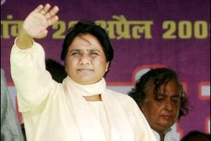 एफडीआयबाबत मायावतींची भूमिका गुलदस्त्यात एफडीआयबाबत मायावतींची भूमिका गुलदस्त्यात