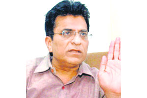 किरीट सोमय्यांवर कायदेशीर कारवाई करणार