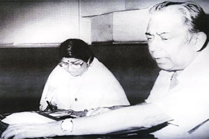 मनमोराचा पिसारा.. चित्रगुप्त.. कानांचा डायबेटिस!