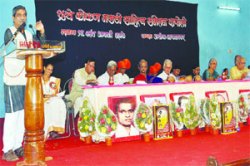 ‘कोमसाप’च्या १४व्या संमेलनाला दापोलीत शानदार प्रारंभ