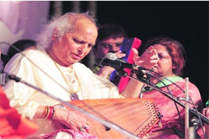 आनंदाचे डोही। आनंद तरंग। आनंदाचे डोही। आनंद तरंग।