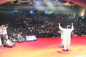 मराठीपण आणि हिंदुत्व सोडणार नाही – उद्धव ठाकरे मराठीपण आणि हिंदुत्व सोडणार नाही – उद्धव ठाकरे