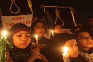 आणखी दोघांना अटक आणखी दोघांना अटक