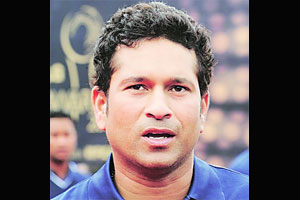 पाकिस्तानविरुद्ध मालिकेत सचिन खेळणार! पाकिस्तानविरुद्ध मालिकेत सचिन खेळणार!