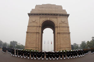 राष्ट्रीय युद्ध स्मारकावरून काँग्रेसमध्येच पेटले रण!