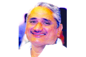 कॉंग्रेस-आघाडी सरकारच्या जनतेला भूलथापा- फुंडकर कॉंग्रेस-आघाडी सरकारच्या जनतेला भूलथापा- फुंडकर