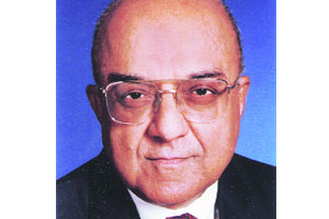 डॉ. रंगास्वामी श्रीनिवासन डॉ. रंगास्वामी श्रीनिवासन