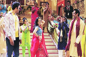 कोलंबियामध्ये उमलले ‘बॉलीवूड’ प्रेम! कोलंबियामध्ये उमलले ‘बॉलीवूड’ प्रेम!