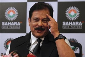 अजामीनपत्र अटक टाळण्यासाठी सुब्रतो राय सर्वोच्च न्यायालयात