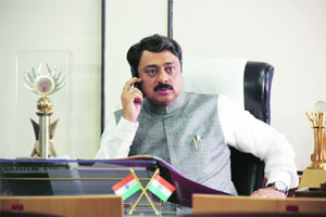 माणूसपण जपणारा राजकारणी!