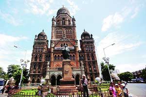 गरीब बिच्चारे ‘कार्यसम्राट’!