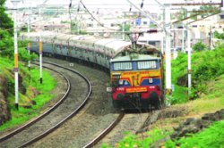 कोकण रेल्वेमार्गावर ४० ठिकाणे संवेदनशील