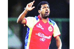 क्रिकेटसाठी हा दु:खद दिवस – मुरलीधरन क्रिकेटसाठी हा दु:खद दिवस – मुरलीधरन