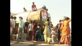 पाणी व्यवसायात दररोज पाच लाखांची उलाढाल पाणी व्यवसायात दररोज पाच लाखांची उलाढाल