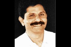 рдкреНрд░рджреЗрд╢рд╛рдзреНрдпрдХреНрд╖рдкрджреА тАШрдЧреЙрдбрдлрд╛рджрд░тАЩ рдирд╕рд▓реНрдпрд╛рдиреЗ рдкрд┐рдВрдкрд░реАрддрд╣реА рдмрджрд▓ рдЕрдЯрд│