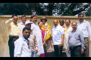 पुण्यात महात्मा फुलेंची जयंती उत्साहात साजरी