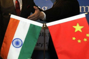 लडाखमध्ये चीनी घुसखोरी : अधिका-यांमध्ये झाली फ्लॅग मिटींग लडाखमध्ये चीनी घुसखोरी : अधिका-यांमध्ये झाली फ्लॅग मिटींग