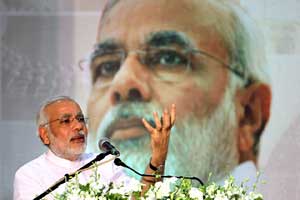 मोदी हे तर ‘स्टार’ राजकारणी : चीनच्या उच्चायुक्तांकडून कौतुक मोदी हे तर ‘स्टार’ राजकारणी : चीनच्या उच्चायुक्तांकडून कौतुक