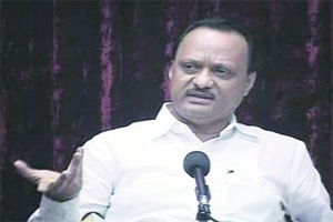 राजीनाम्याबाबतचा निर्णय आमदारांशी चर्चा केल्यानंतरच- अजित पवार