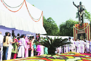 ‘जयंती’च्या वळणांवर.. ‘जयंती’च्या वळणांवर..