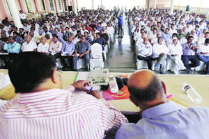 व्यापाऱ्यांचा २२ एप्रिलपासून राज्यभर बेमुदत बंद