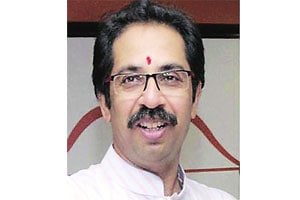 उद्धव ठाकरेंच्या दौऱ्यासाठी शिवसेनेची जय्यत तयारी उद्धव ठाकरेंच्या दौऱ्यासाठी शिवसेनेची जय्यत तयारी