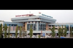 рдмрдирд╛рд╡рдЯ рдЬрд╛рдд рдкреНрд░рдорд╛рдгрдкрддреНрд░рд╛рдЪреНрдпрд╛ рдЖрдзрд╛рд░реЗ рдирд┐рд╡рдбрдгреВрдХ рд▓рдврд╡рд┐рдгрд╛рд▒реНрдпрд╛рдВрд╡рд░ рдЧреБрдиреНрд╣реЗ рджрд╛рдЦрд▓