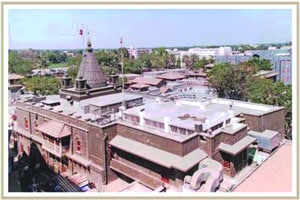 धमकीच्या पार्श्र्वभूमीवर शिर्डीत सतर्कता धमकीच्या पार्श्र्वभूमीवर शिर्डीत सतर्कता