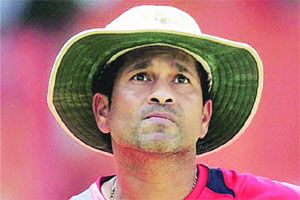 मी क्रिकेटचा देव नाही -सचिन मी क्रिकेटचा देव नाही -सचिन