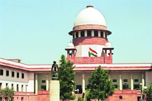 आठ खुन्यांच्या फाशीला सर्वोच्च न्यायालयाची स्थगिती आठ खुन्यांच्या फाशीला सर्वोच्च न्यायालयाची स्थगिती
