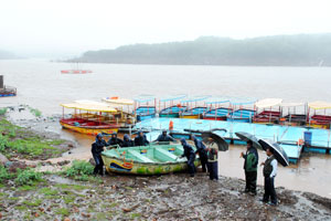 महाबळेश्वरमध्ये मुसळधार पाऊस महाबळेश्वरमध्ये मुसळधार पाऊस