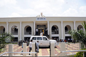 लातूरचे उपविभागीय अधिकारी, तहसीलला आयएसओ मानांकन लातूरचे उपविभागीय अधिकारी, तहसीलला आयएसओ मानांकन