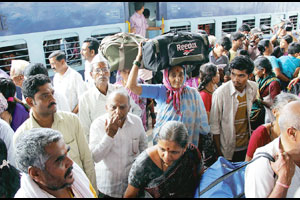 रेल्वे सुरक्षिततेबाबत संपर्क क्रमांक जाहीर