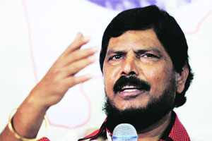 ‘हिंदूत्वा’वरुन आरपीआयमध्ये संभ्रम ‘हिंदूत्वा’वरुन आरपीआयमध्ये संभ्रम